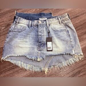 One Teaspoon Junkyard Distressed low-waist denim mini skirt Size 28/6 NWT’S